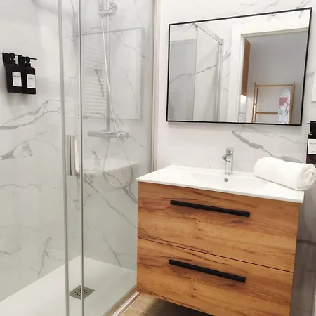 Lägenhet At Bilbaotown Self Check In